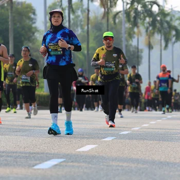 Runner Photo 7009853