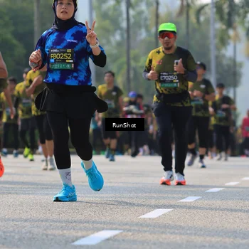 Runner Photo 7009869