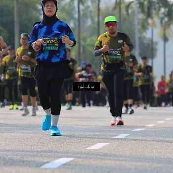 Runner Photo 7009870