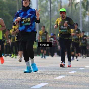Runner Photo 7009871