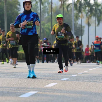 Runner Photo 7009873