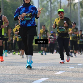 Runner Photo 7009876