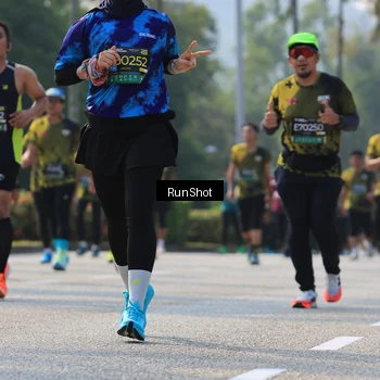 Runner Photo 7009878