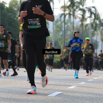 Runner Photo 7009879