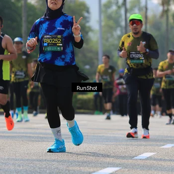 Runner Photo 7009883