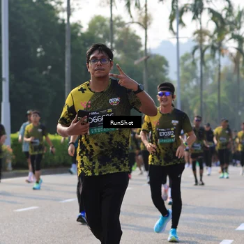 Runner Photo 7009900