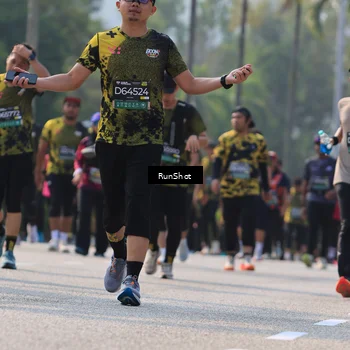 Runner Photo 7009917