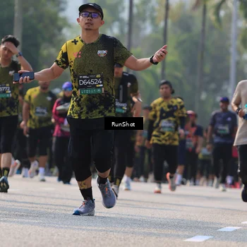 Runner Photo 7009919