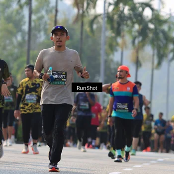 Runner Photo 7009929