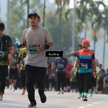 Runner Photo 7009932