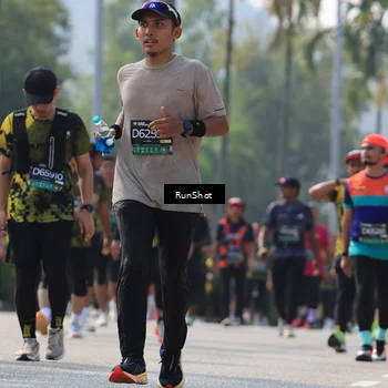 Runner Photo 7009937