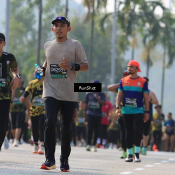 Runner Photo 7009938