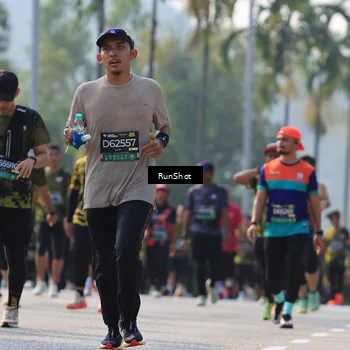 Runner Photo 7009941