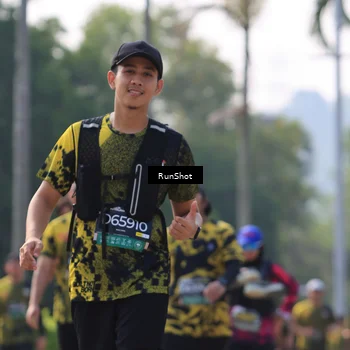 Runner Photo 7009946
