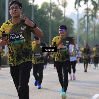 Runner Photo 7009975