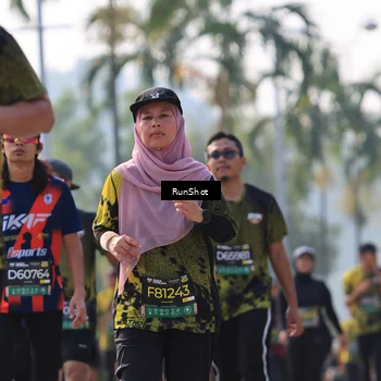 Runner Photo 7010032