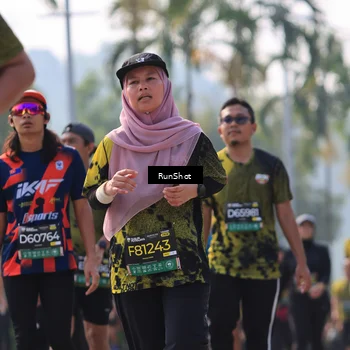 Runner Photo 7010044