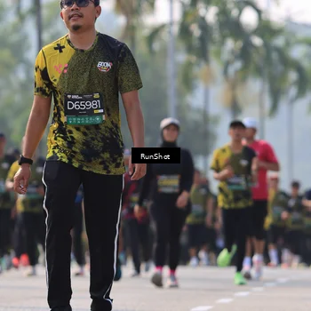 Runner Photo 7010073