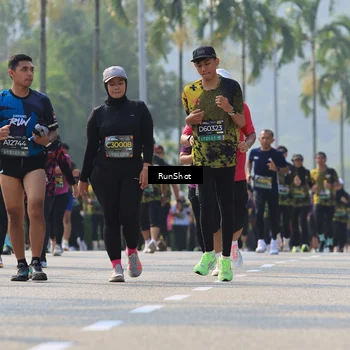 Runner Photo 7010074