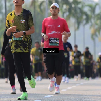 Runner Photo 7010094