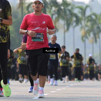 Runner Photo 7010097