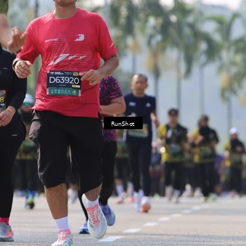 Runner Photo 7010107