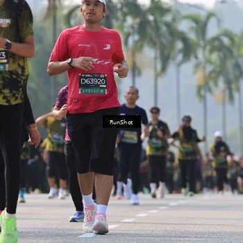 Runner Photo 7010113