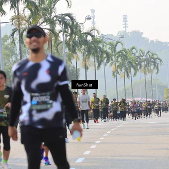 Runner Photo 7010114