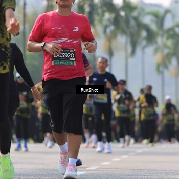 Runner Photo 7010115