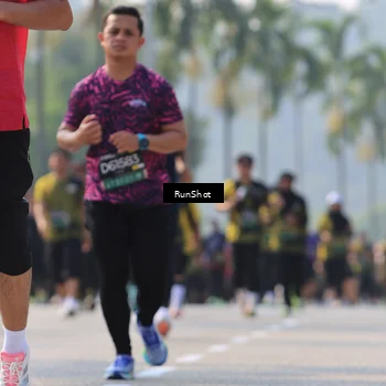 Runner Photo 7010125