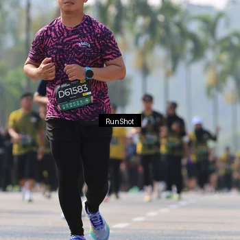 Runner Photo 7010128