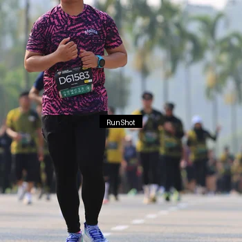 Runner Photo 7010129