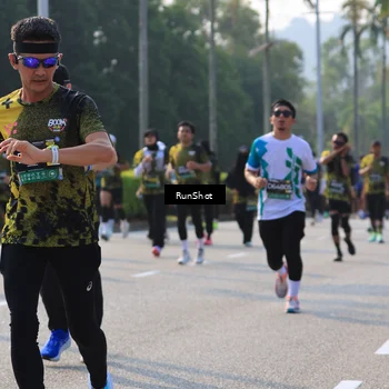 Runner Photo 7010134