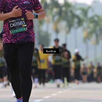 Runner Photo 7010135
