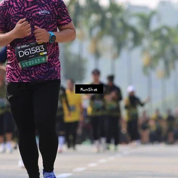 Runner Photo 7010141