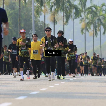 Runner Photo 7010144
