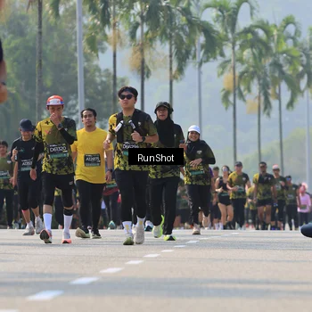 Runner Photo 7010151