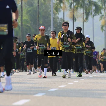 Runner Photo 7010152