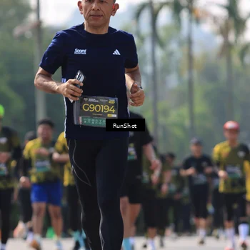 Runner Photo 7010162