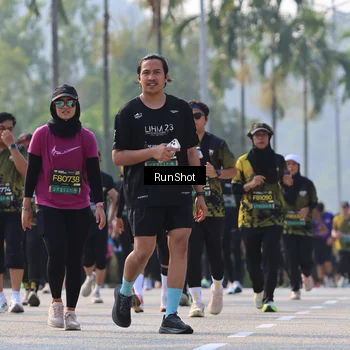 Runner Photo 7010168
