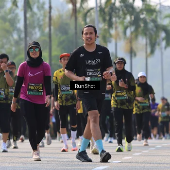 Runner Photo 7010174