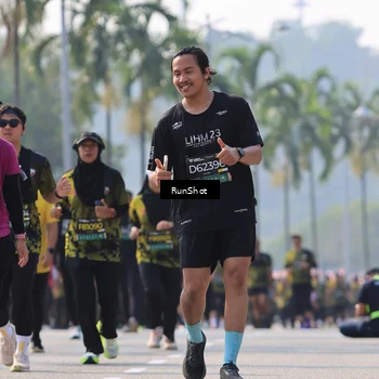 Runner Photo 7010183