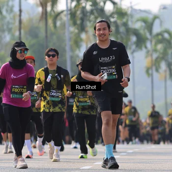 Runner Photo 7010185