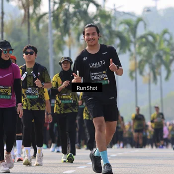 Runner Photo 7010188