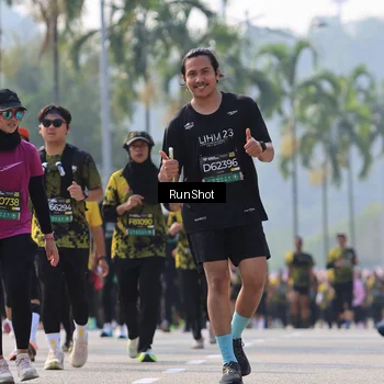 Runner Photo 7010189