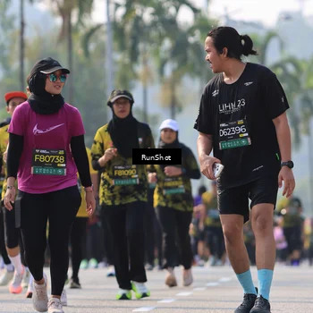 Runner Photo 7010198
