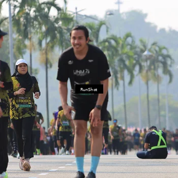 Runner Photo 7010206
