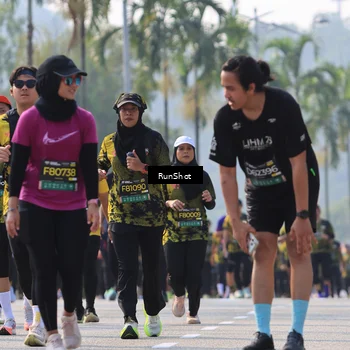 Runner Photo 7010208