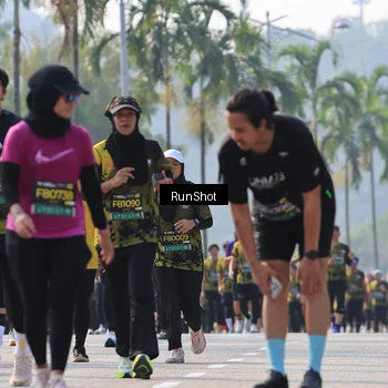 Runner Photo 7010213