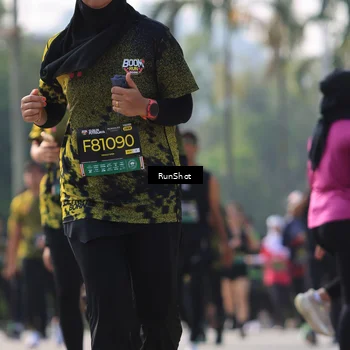 Runner Photo 7010242